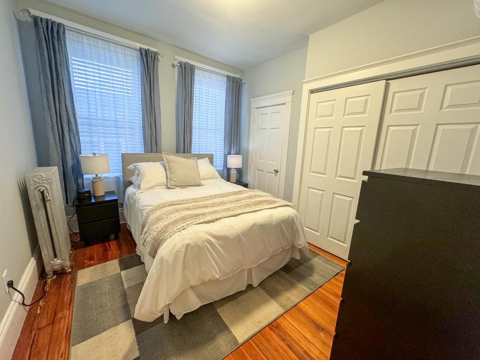 Huge,3 Bed,2Bath,Public Transport,Boston,Sleeps 9 Lägenhet Brookline Exteriör bild